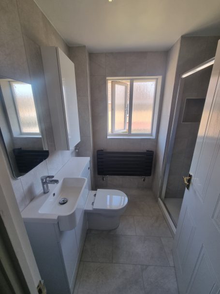 modern bathroom in peterborough •Modern bathroom design •Walk in shower bathroom •Luxury bathroom ideas •Bathroom renovation inspiration •Bathroom units and